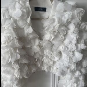 AKIRA Ivory Textured Floral Jacket